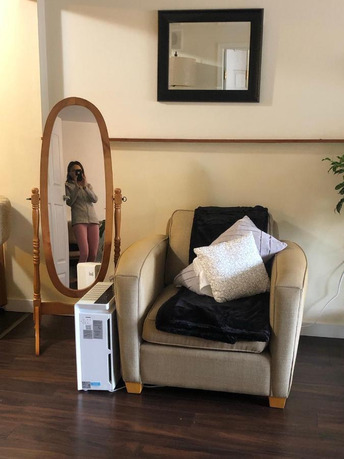 Quiet-Comfy 3 Bedroom Home On A Tree Lined Street In Kits Vancouver Extérieur photo